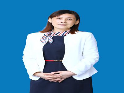 袁利平：遠恒佳學(xué)校小學(xué)部校長，中學(xué)高級教師，重慶市數(shù)學(xué)學(xué)科名師、重慶市教師培訓(xùn)專家團隊成員、重慶市骨干教師，獲重慶市政府頒發(fā)的教學(xué)成果獎、國家級課題研究一等獎、重慶市優(yōu)課一等獎